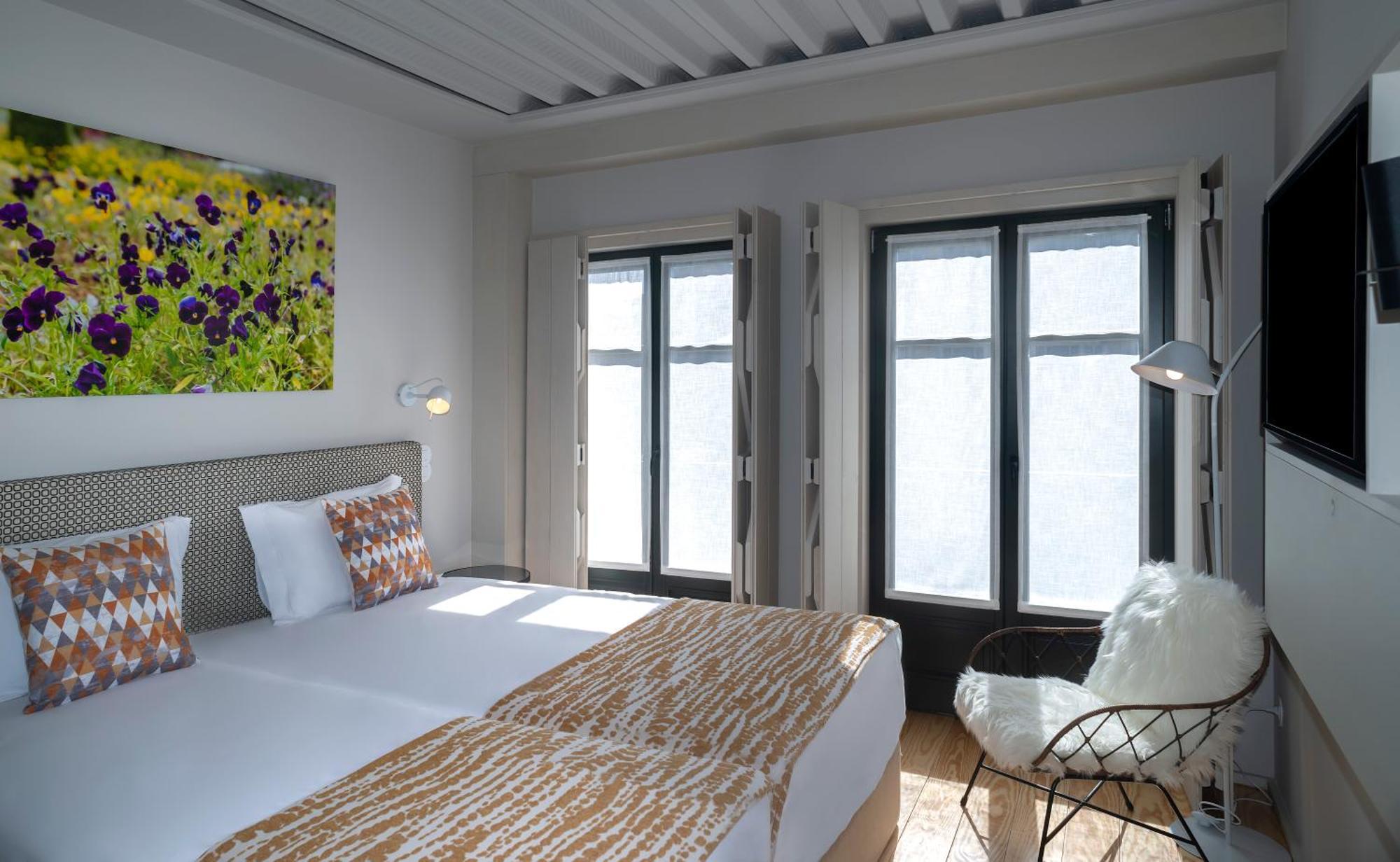 Deluxe Twin Room Balcony